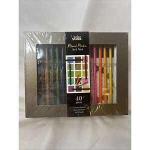 Soho Studio‎ Mixed Media Art Set 40 Pc Colored Sketch Pencils Pastel